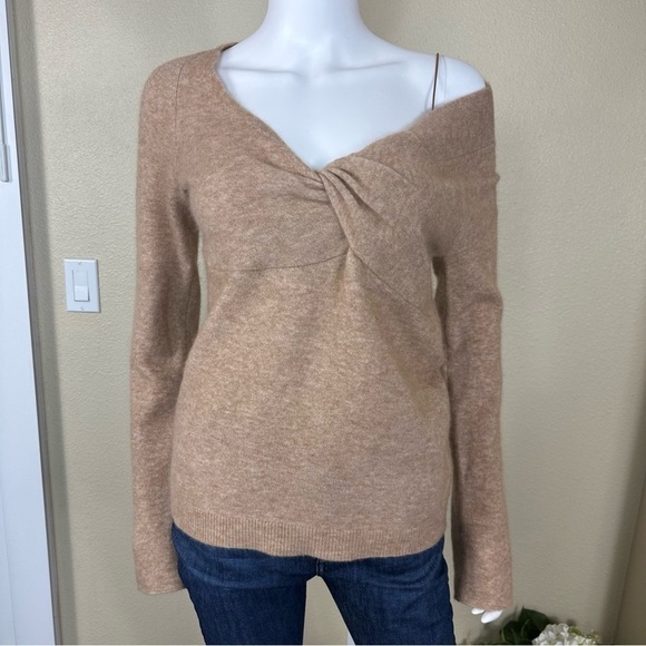 Helmut Lang Sz M Bungee Cold Shoulder Wool Blend Sweater NWT - Picture 4 of 14
